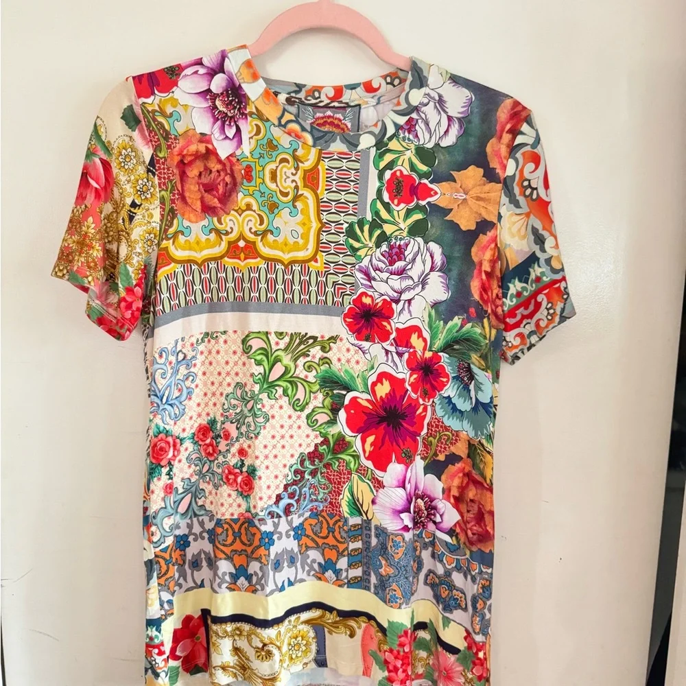 Johnny Was Catalina Block
Multicolor Print Top Size S-
Boho Hippie Festival - Picture 1 of 10